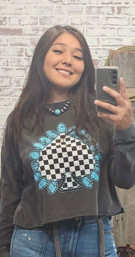 Turquoise Checkered Spade Graphic Crop Tee