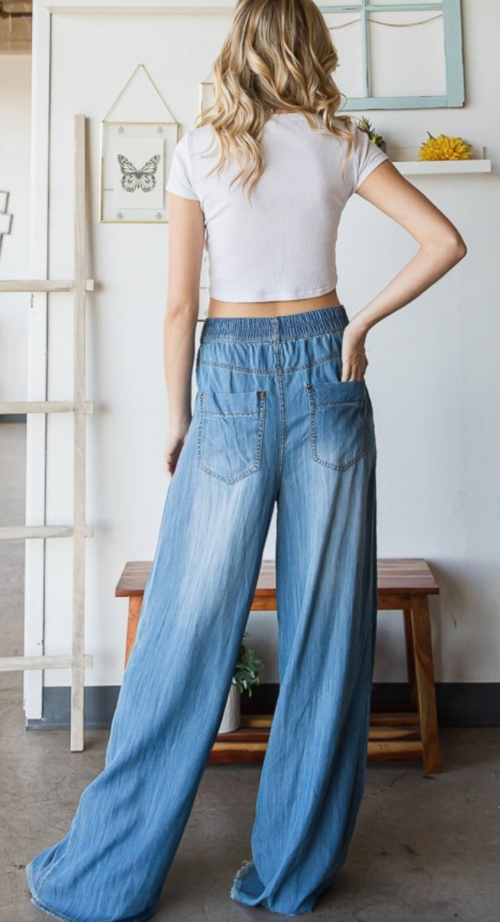 Pleat Detail Wide Leg Denim Pants