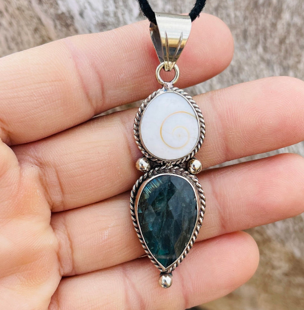 Labradorite & Shell Pendant -German Silver